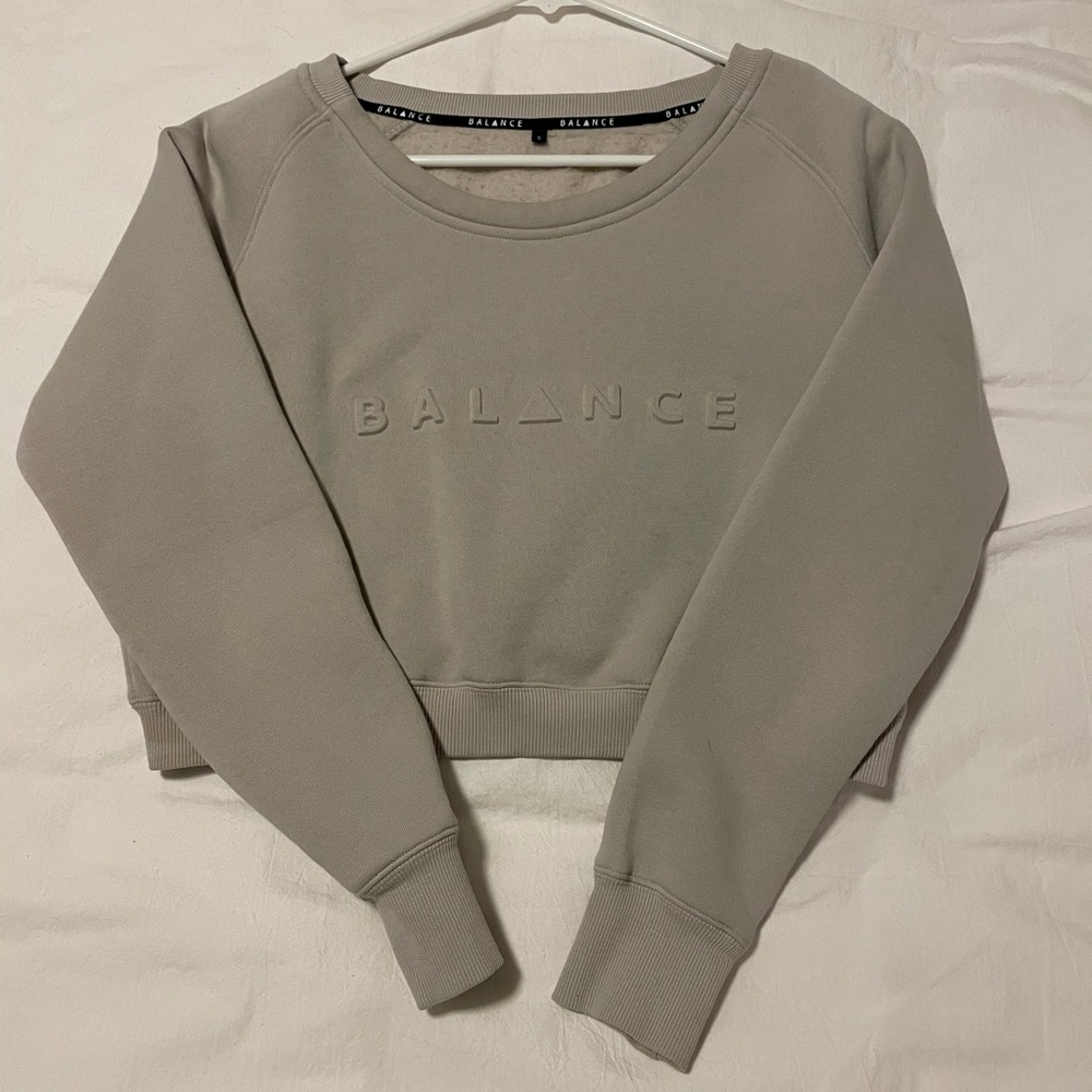 BALANCE ATHLETICA CROPPED SWEATER